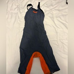 Arena Powerskin Flex VX Open Back Size 26